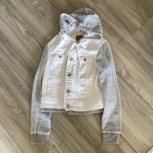 American Eagle white denim hoodie jacket